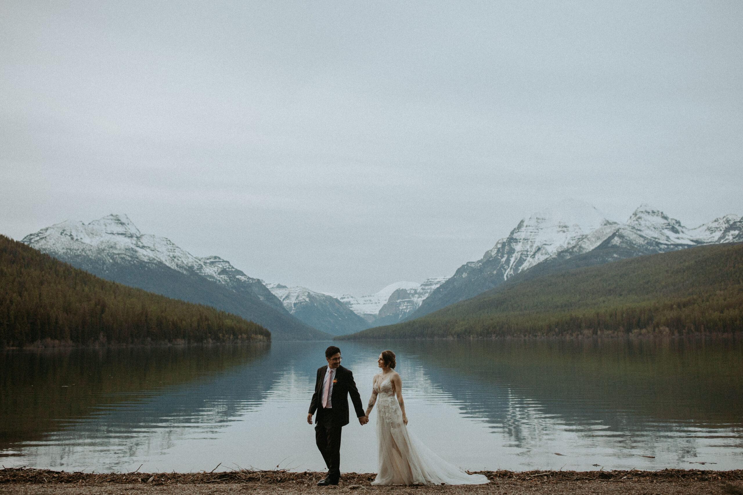The Best Places to Elope in Glacier National Park (With All the Dreamy Vibes)