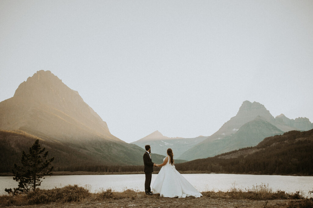 The Best Places to Elope in Glacier National Park (With All the Dreamy Vibes)