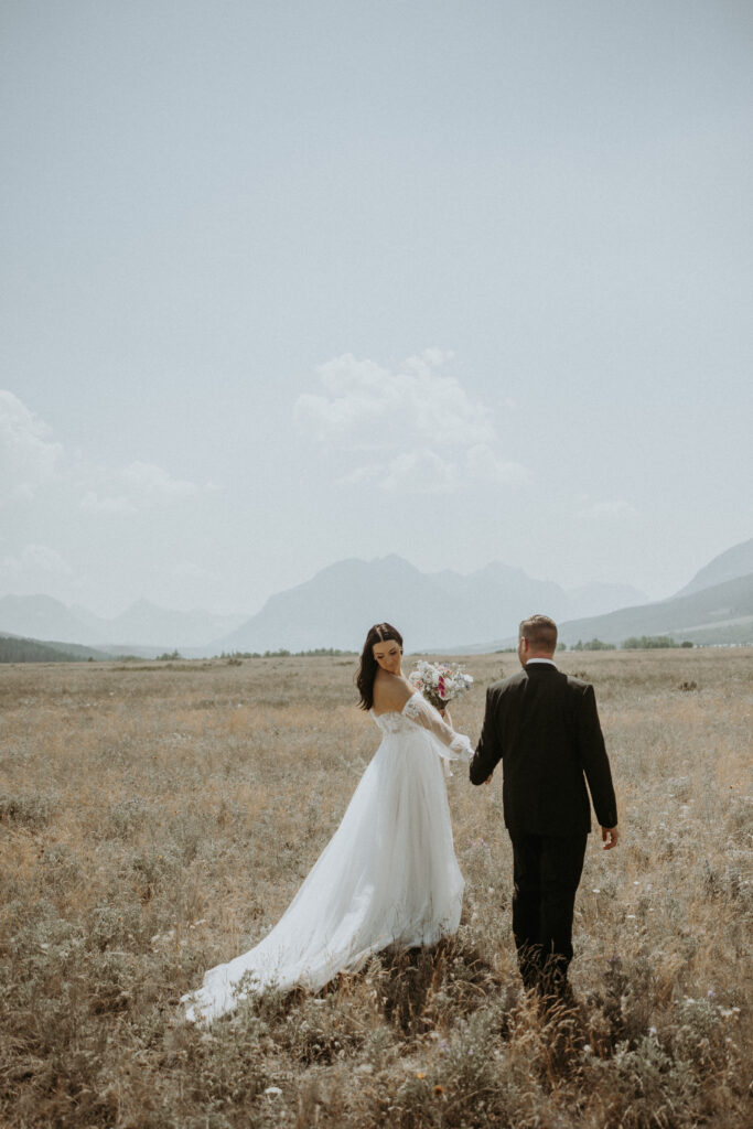An Intimate Glacier Park Elopement with the Prettiest Backyard Details
