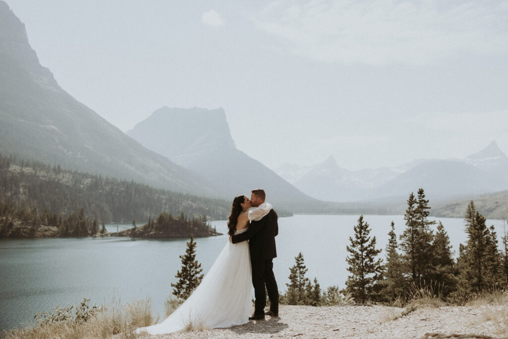 Breathtaking picture of the bride and groom at glacier national Park