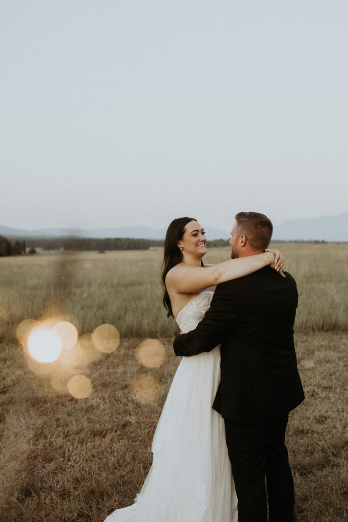 An Intimate Glacier Park Elopement with the Prettiest Backyard Details