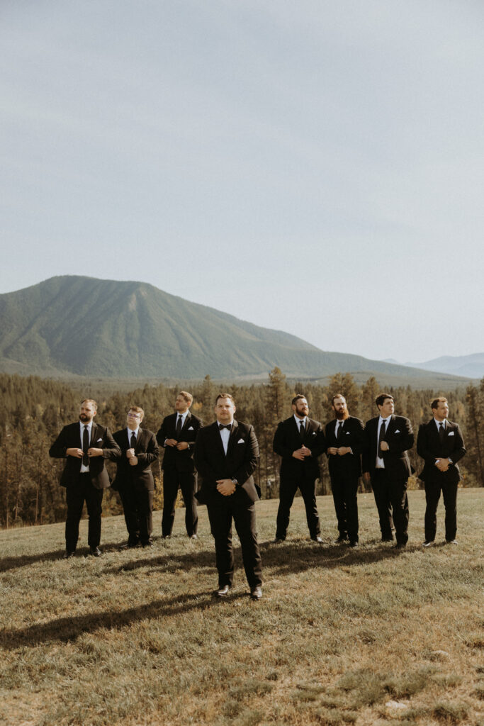 Picture of the groom and groomsmen