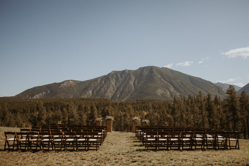 Golden Hour, Mountain Views & One Hell of a Party: This Snow Moon Ranch Wedding Had It ALL