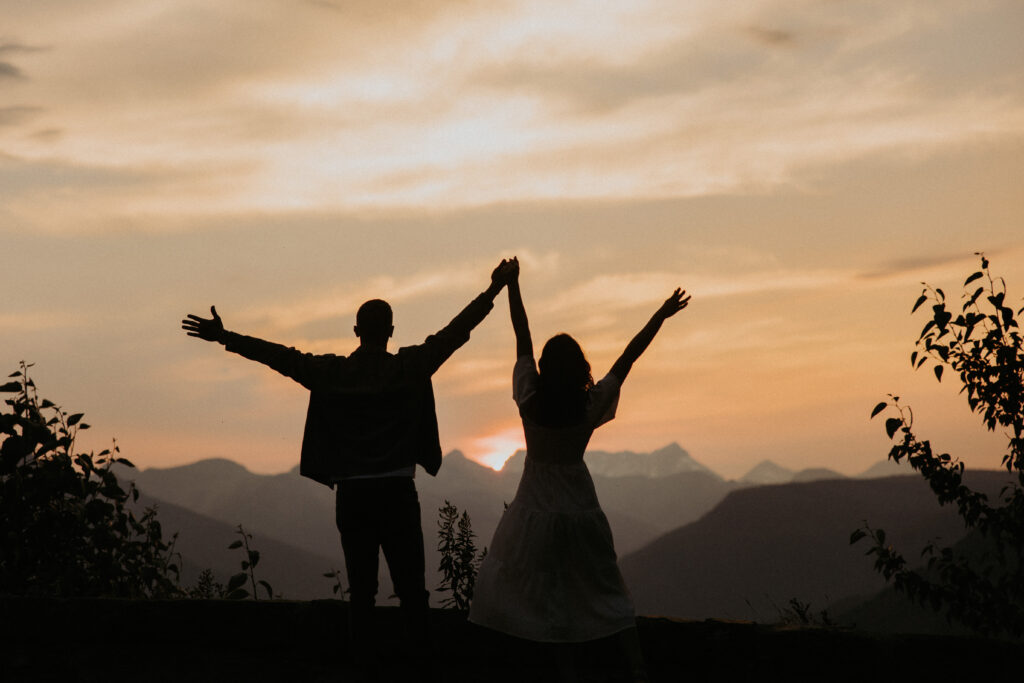 golden hour engagement photoshoot