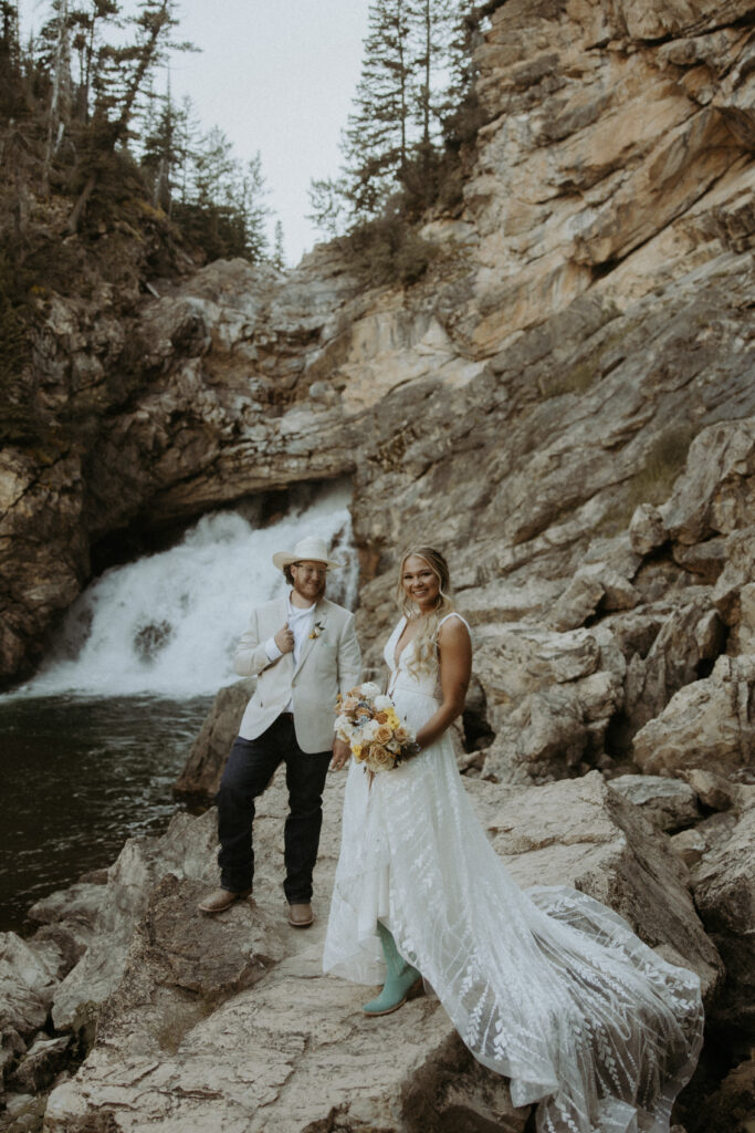 Stunning bridal portraits in East glacier