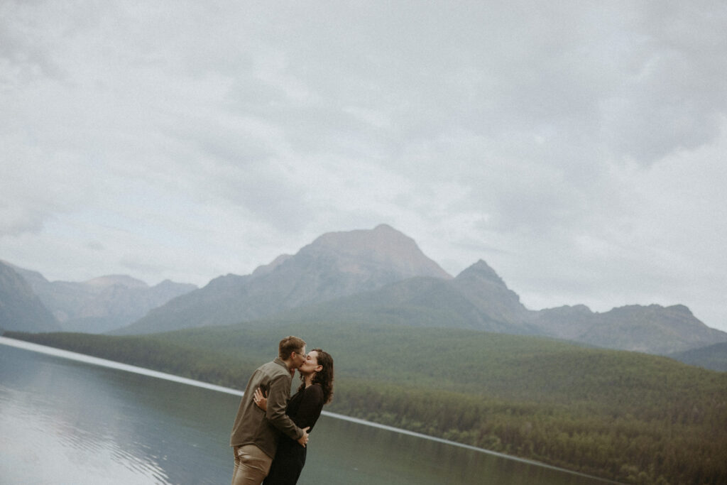 Stunning picture of the newly engaged couple