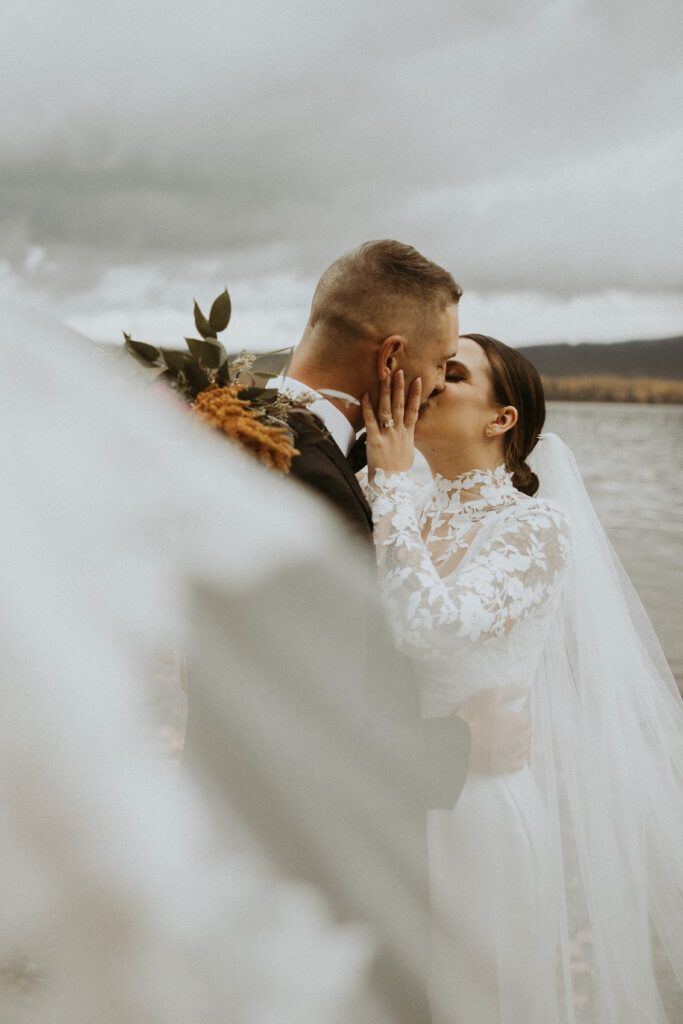 bridal portraits in glacier park