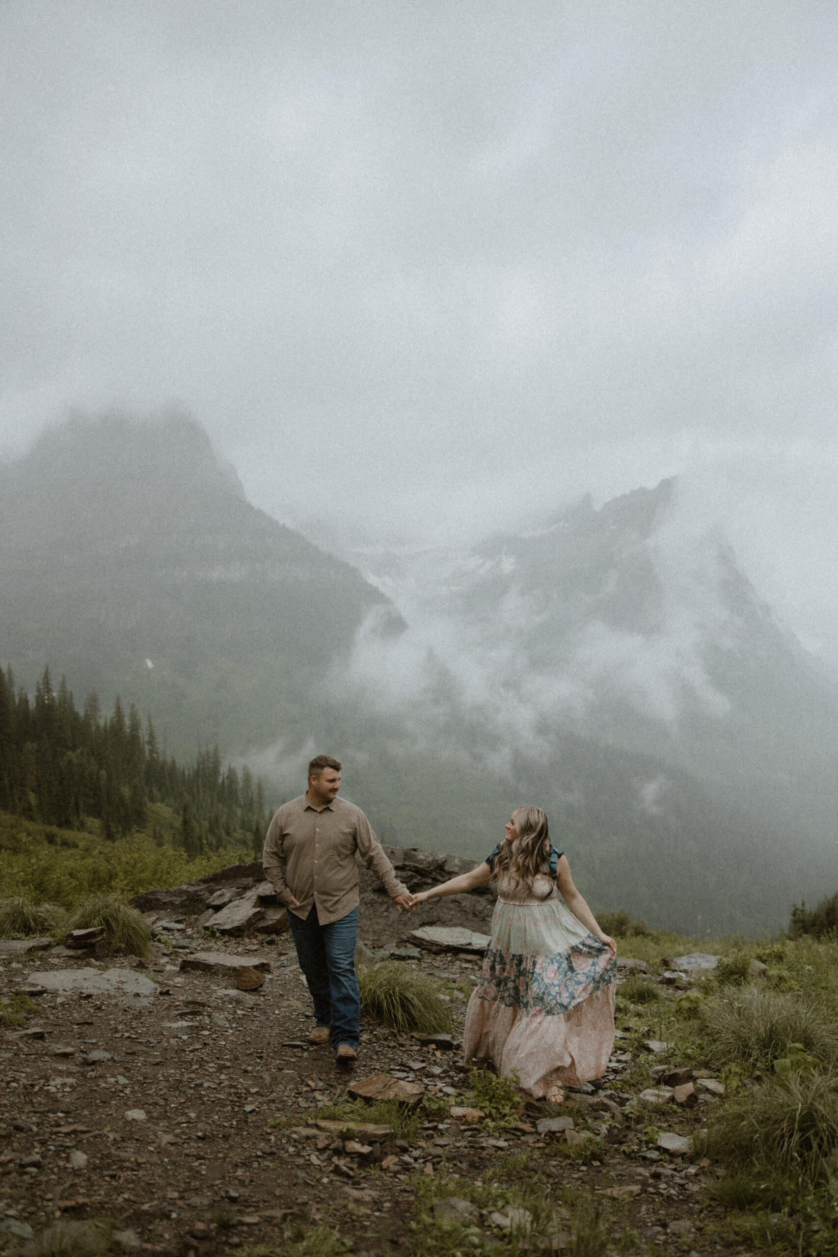 couple holding hands during their photoshoot