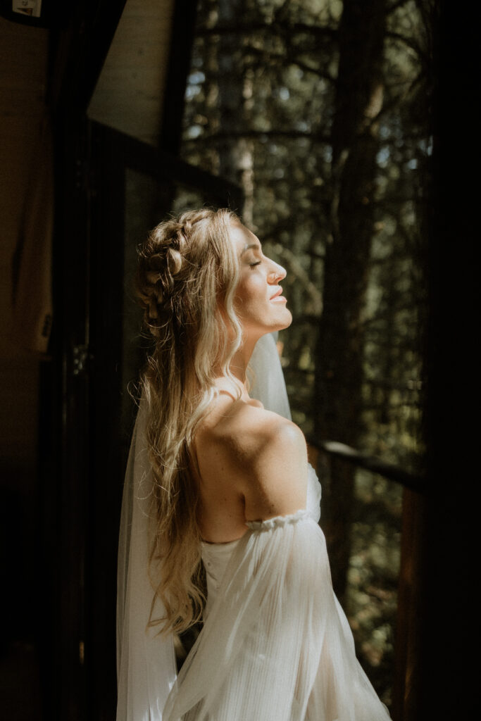 Beautiful picture of the bride before her first look with the groom