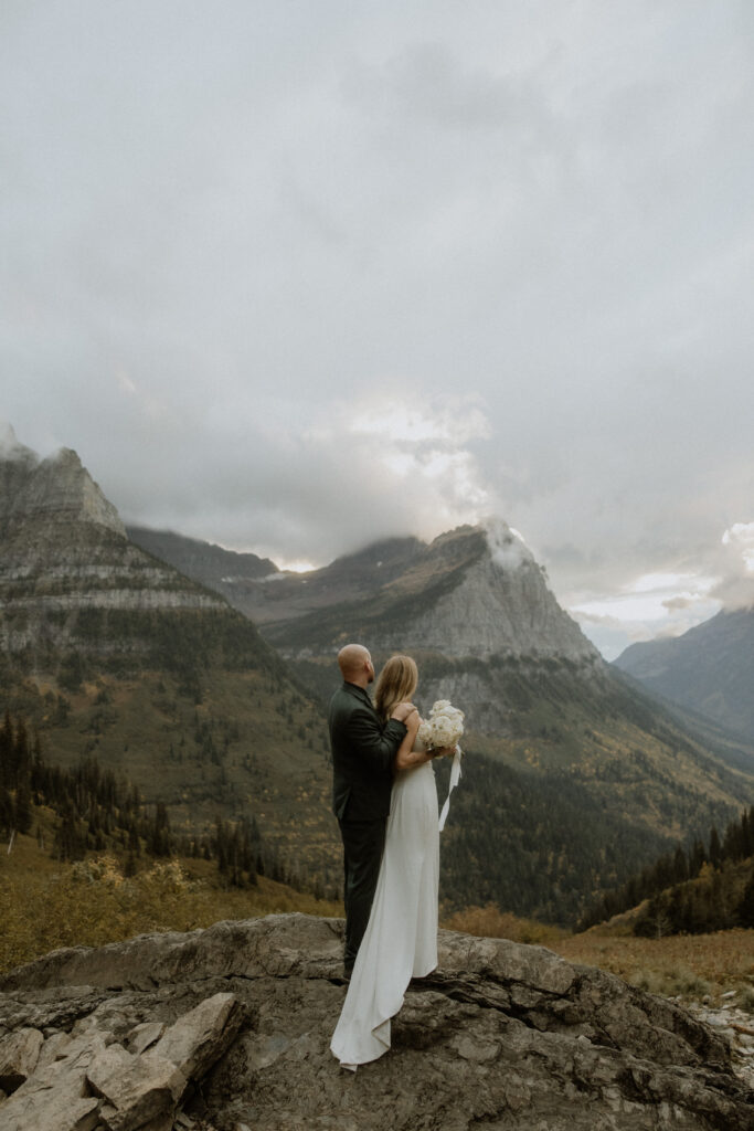 cute couple hugging during their photoshoot