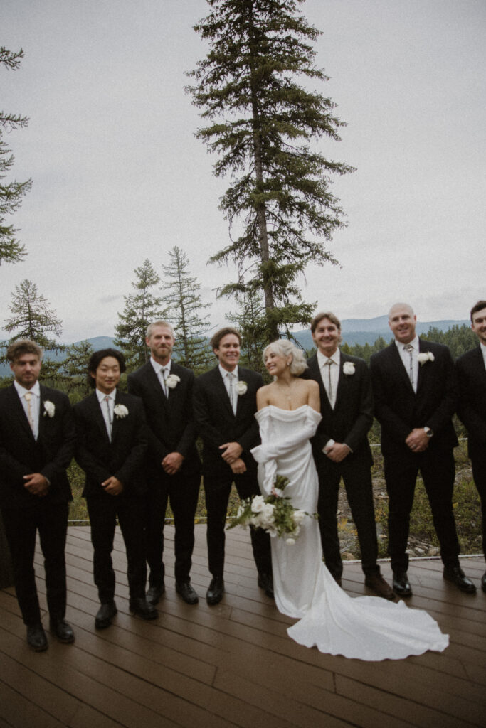 cute picture of the bride and groom with the groomsmen