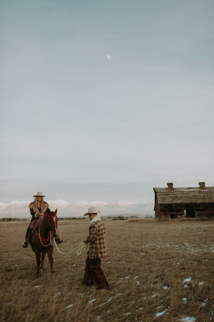 How to Plan the Perfect Engagement Photos (Without Overthinking It)